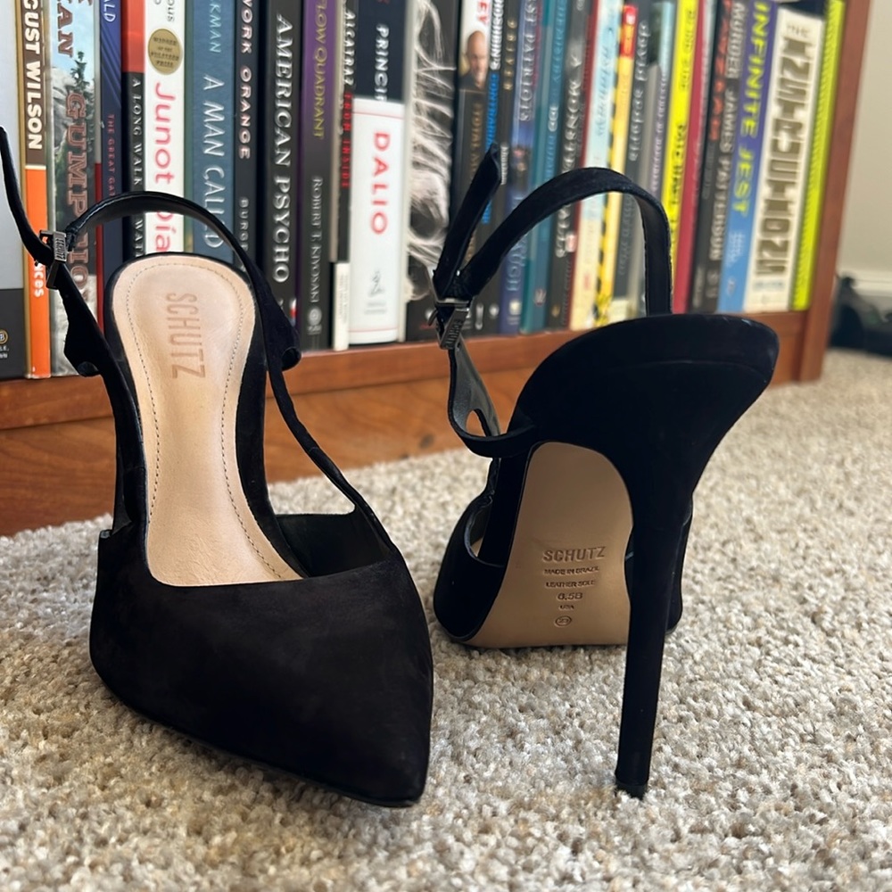 Schultz Boris Slingback Pump size 6.5